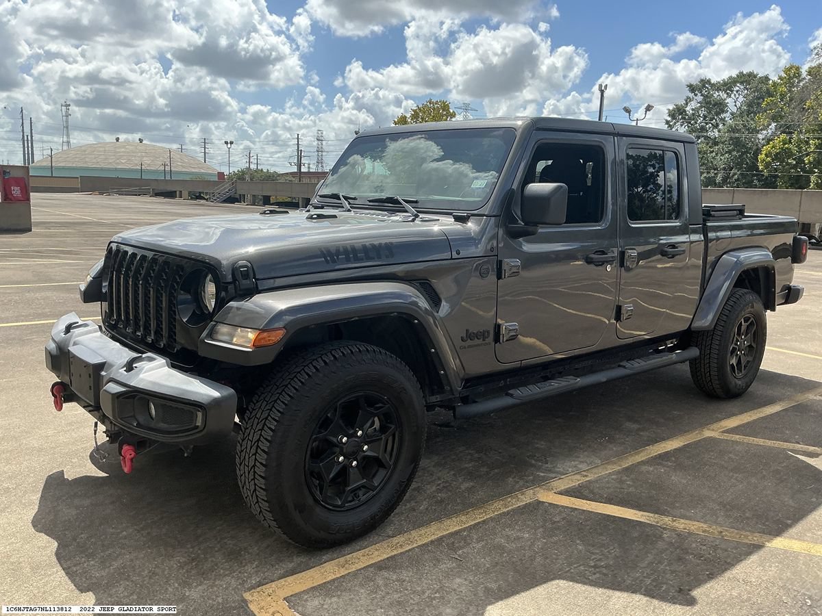 Used 2022 Jeep Gladiator Sport AWD/4WD image 4