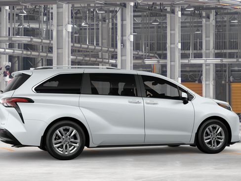 New 2026 Toyota Sienna Limited FWD image 11