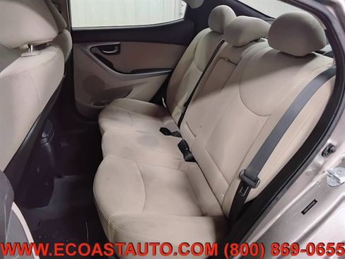 Used 2015 Hyundai Elantra SE w/ Option Group 02 image 13