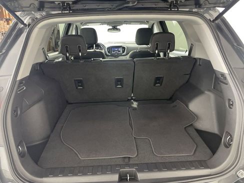 Used 2020 GMC Terrain SLE image 25
