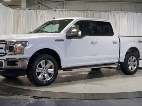 Used 2019 Ford F150 XLT w/ Equipment Group 302A Luxury image 5