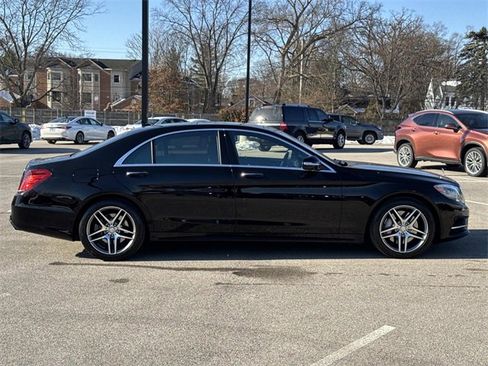Used 2016 Mercedes-Benz S 550 4MATIC Sedan image 4