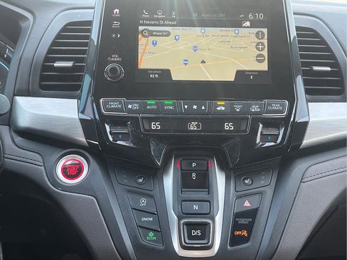 Used 2020 Honda Odyssey Touring image 17