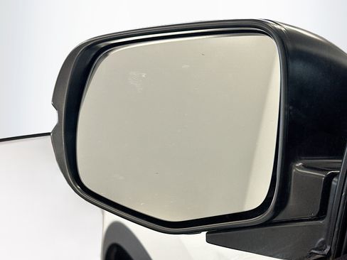 Used 2022 Honda Pilot Sport image 16