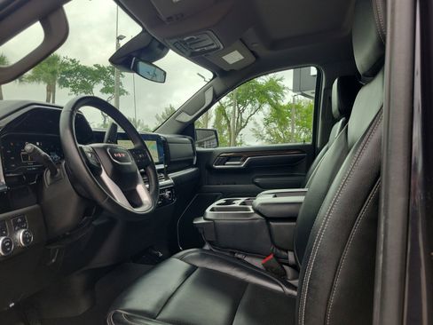 Used 2023 GMC Sierra 1500 Elevation AWD/4WD image 16