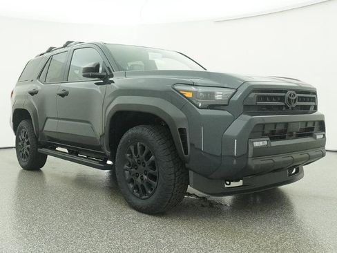 Used 2026 Toyota 4Runner SR5 image 5