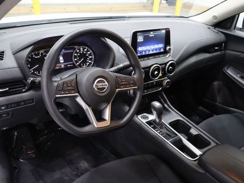 Used 2023 Nissan Sentra SV image 14