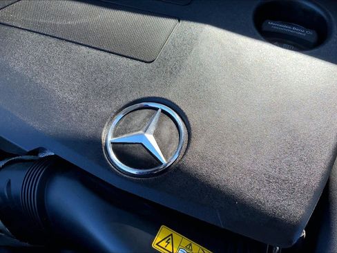 Used 2021 Mercedes-Benz GLE 350 4MATIC image 33