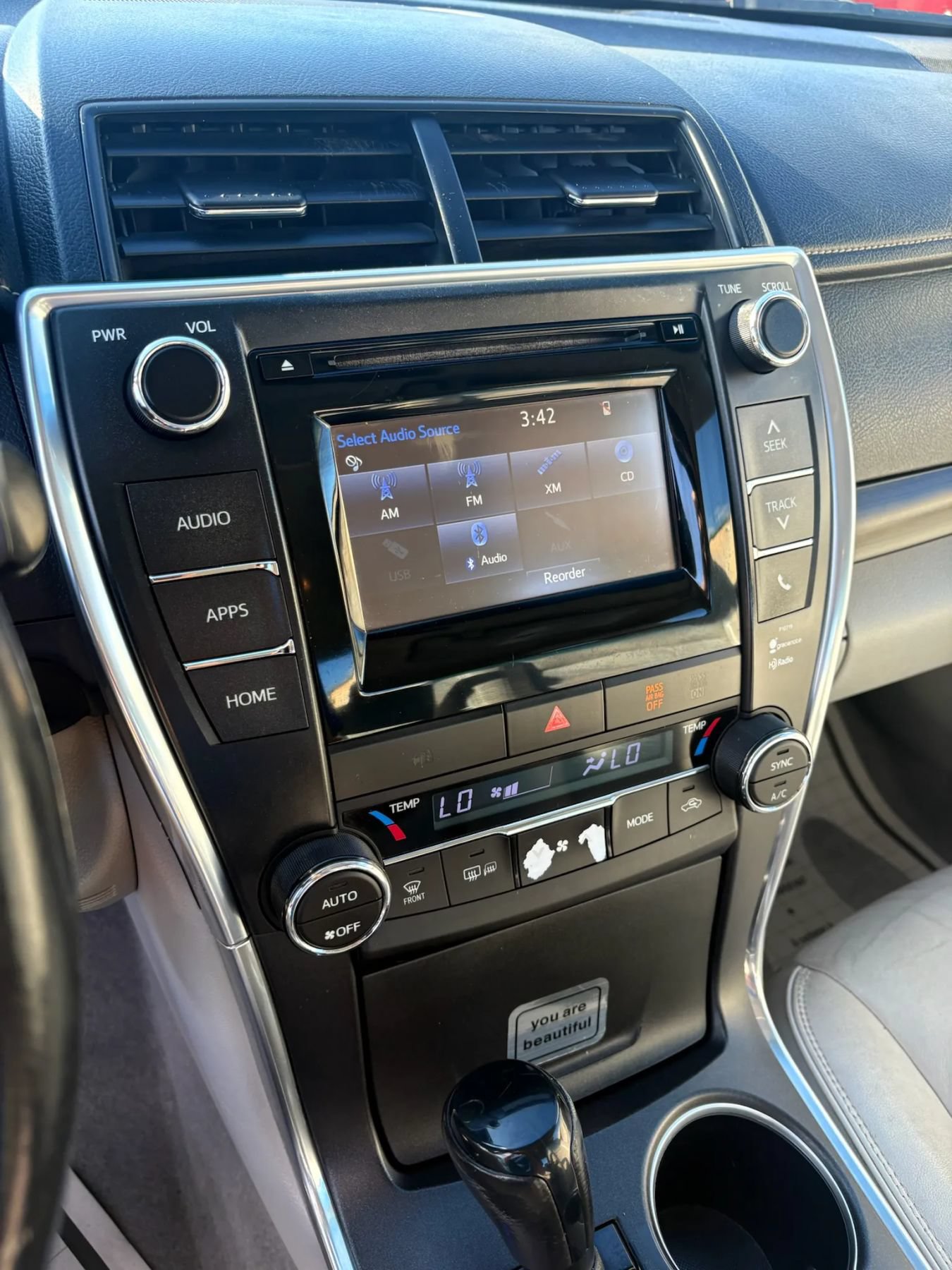 Used 2015 Toyota Camry XLE FWD image 22