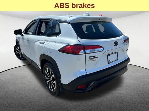 Used 2024 Toyota Corolla Cross S image 8