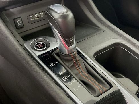 Used 2024 Nissan Sentra SR FWD image 17