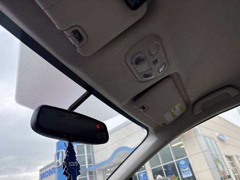 Used 2014 Subaru Crosstrek 2.0i Limited w/ Popular Package #2 image 20