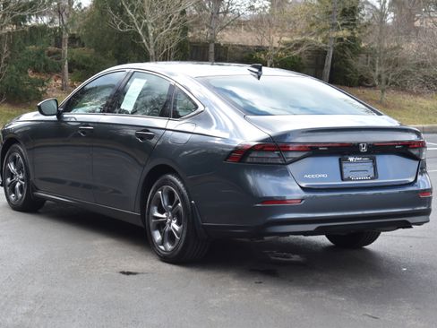 Certified 2023 Honda Accord EX image 29