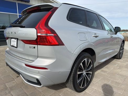 Used 2023 Volvo XC60 B5 Plus w/ Protection Package Premier AWD/4WD image 3