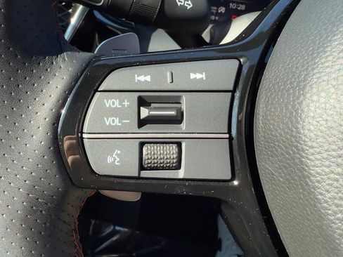 Certified 2025 Acura ADX A-Spec image 17