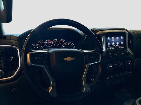 Used 2022 Chevrolet Silverado 2500 LTZ image 11