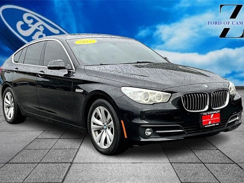 Used 2017 BMW 535i Gran Turismo image 11