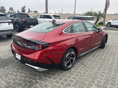 New 2026 Hyundai Sonata SEL image 3