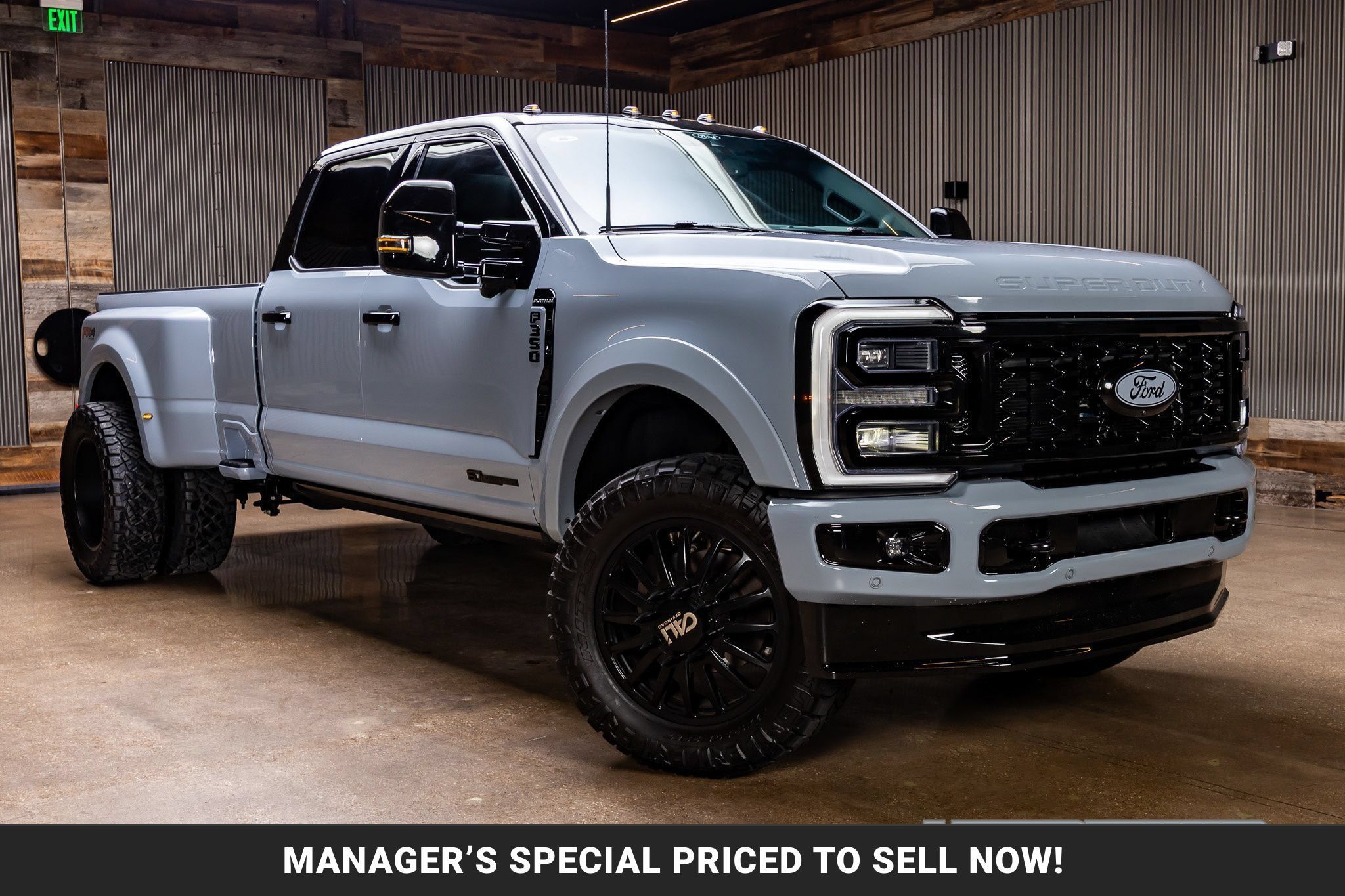 Used 2026 Ford F350 Platinum AWD/4WD image 1