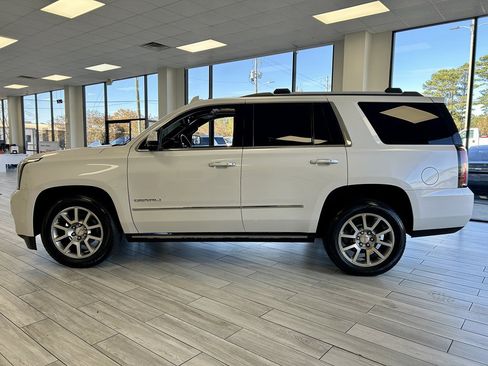 Used 2016 GMC Yukon Denali w/ Open Road Package AWD/4WD image 4