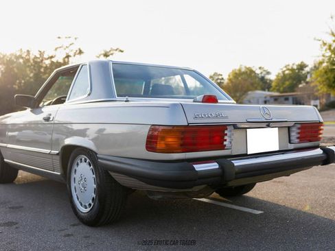 Used 1987 Mercedes-Benz 560 SL image 19