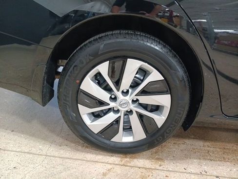 Certified 2025 Nissan Altima 2.5 S image 36