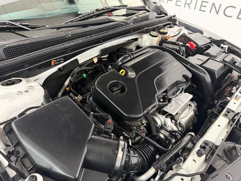 Used 2023 Chevrolet Malibu LT w/ Driver Confidence Package FWD image 8