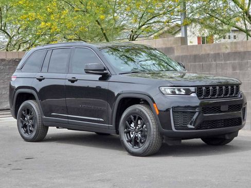 New 2026 Jeep Grand Cherokee Altitude AWD/4WD image 6