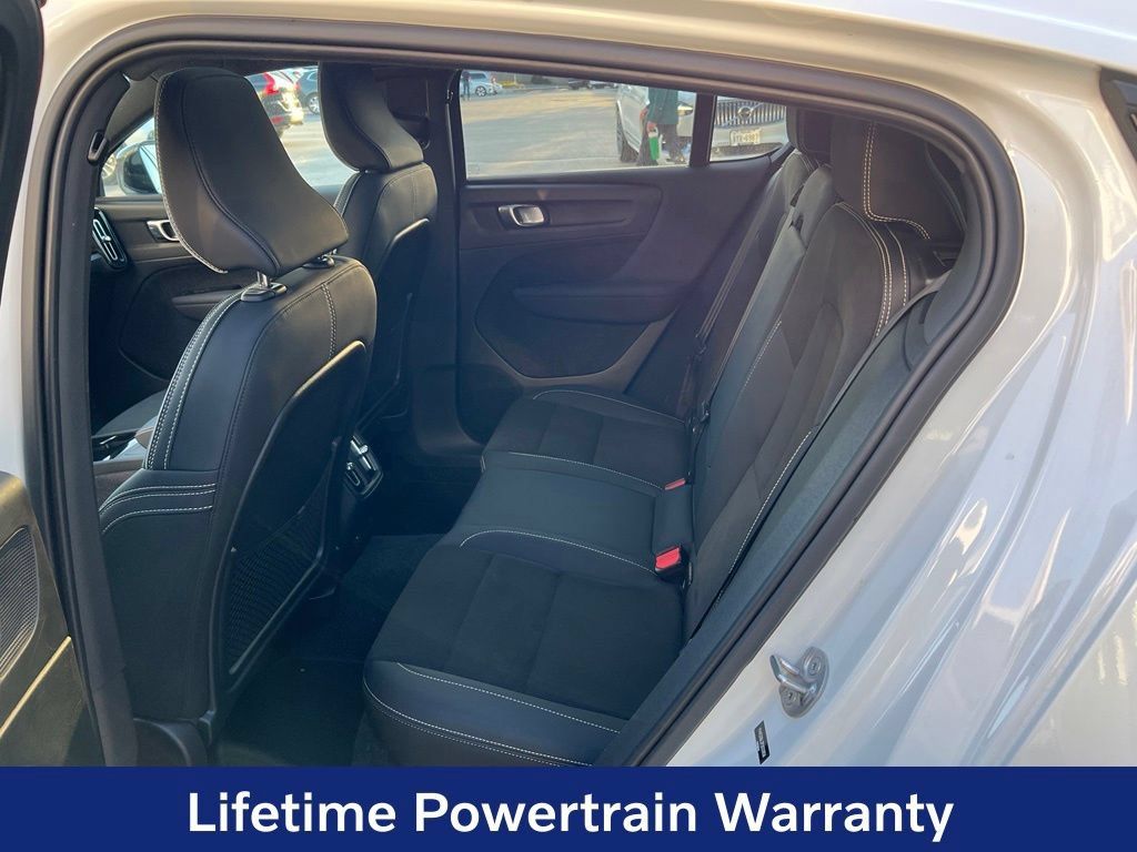 Certified 2023 Volvo C40 P8 Recharge Plus AWD/4WD image 20