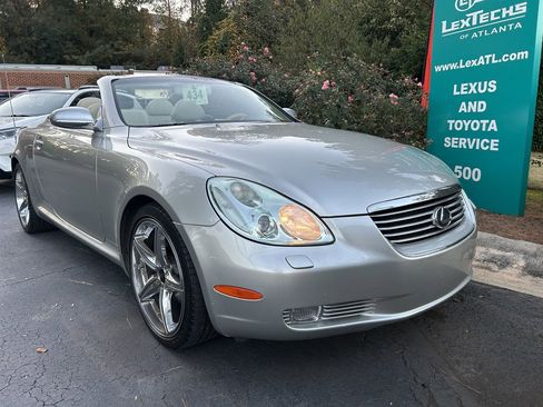 Used 2004 Lexus SC 430 Convertible image 6