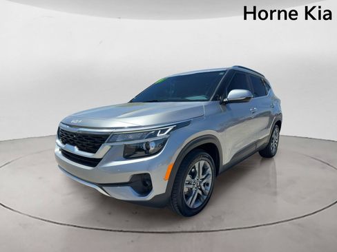 Certified 2023 Kia Seltos S FWD image 7