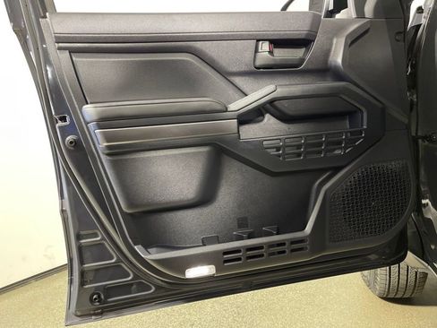 Used 2025 Toyota 4Runner SR5 image 17