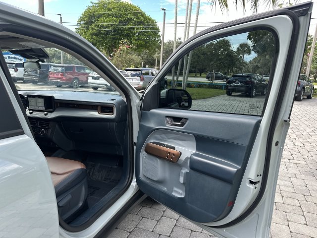 Used 2023 Ford Maverick Lariat FWD image 23