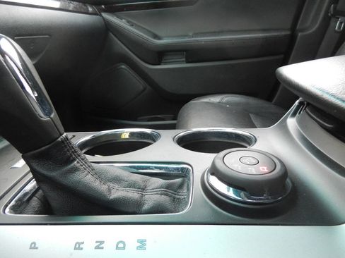 Used 2013 Ford Explorer Limited image 42