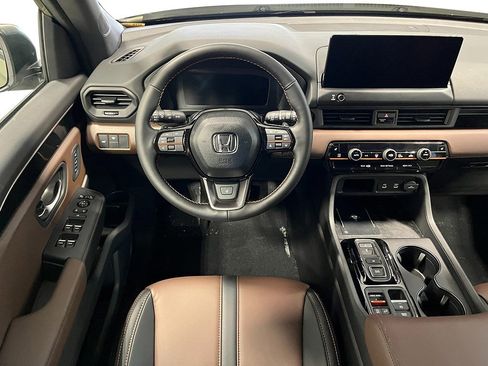 New 2026 Honda Pilot TrailSport image 25