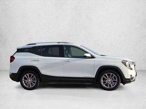 Used 2023 GMC Terrain SLT FWD image 4