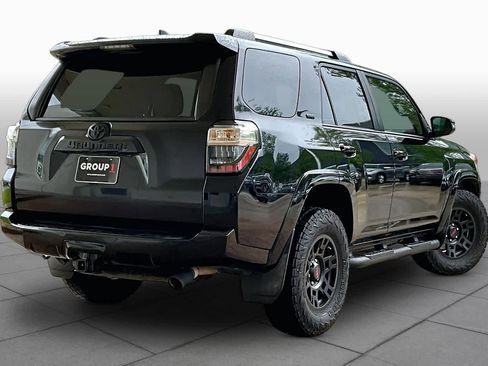 Used 2021 Toyota 4Runner SR5 Premium w/ Moonroof Package RWD image 12