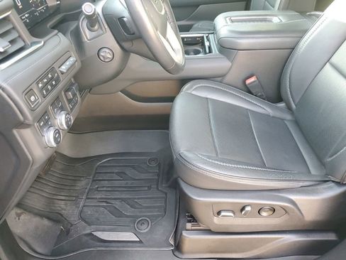 Used 2022 GMC Yukon Denali w/ Denali Premium Package image 32