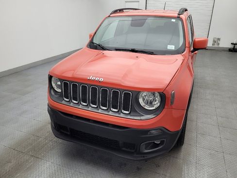 Used 2016 Jeep Renegade Latitude image 15