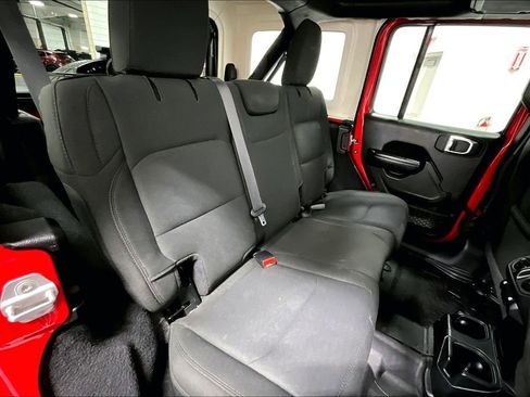 Used 2021 Jeep Wrangler Unlimited Sport AWD/4WD image 33