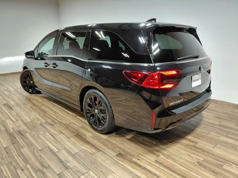 Used 2025 Honda Odyssey Sport-L image 22