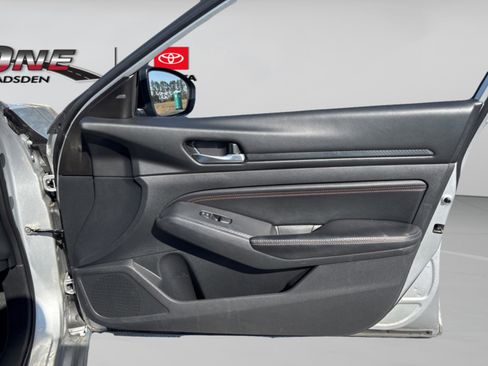 Used 2020 Nissan Altima 2.5 SR image 39