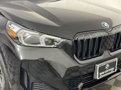 Used 2023 BMW X1 xDrive28i w/ M Sport Package AWD/4WD image 12