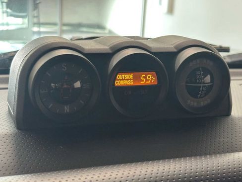 Used 2014 Toyota FJ Cruiser 4WD w/ Upgrade Package image 13