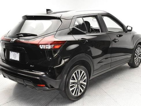 Certified 2024 Nissan Kicks SV FWD image 5
