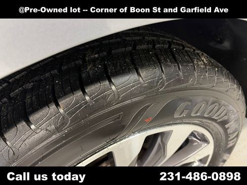 Used 2023 Honda Odyssey EX-L image 11