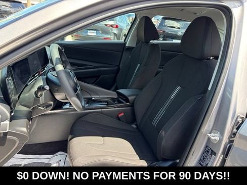 Used 2024 Hyundai Elantra SEL FWD image 14