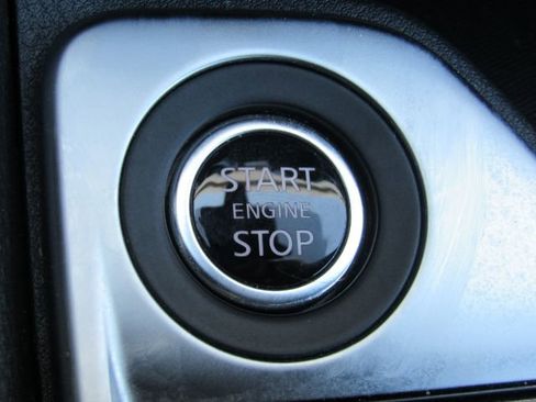 Used 2025 Nissan Sentra SV image 45