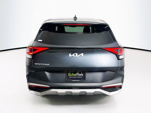 Used 2024 Kia Sportage LX image 7