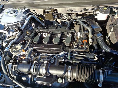 Used 2021 Honda Accord Sport image 30